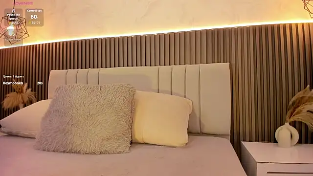 SHANONCLARK online show from October 10, 2025, 7:13 pm