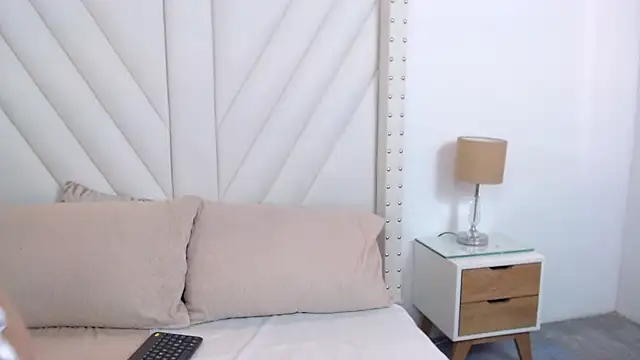 RubyReyes online show from March 19, 2025, 1:51 pm