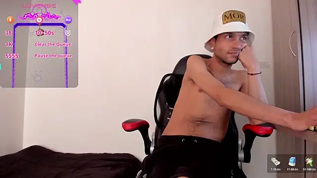 Aron Baylor online show from March 13, 2026, 9:54 pm