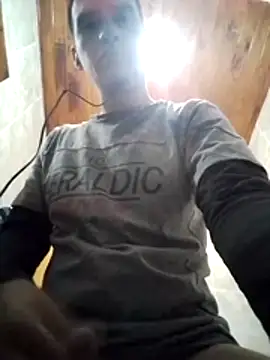 Snapshot of yaguito55 chatting on March 24, 2026, 3:22 am yaguito55 online show from March 24, 2026, 3:22 am