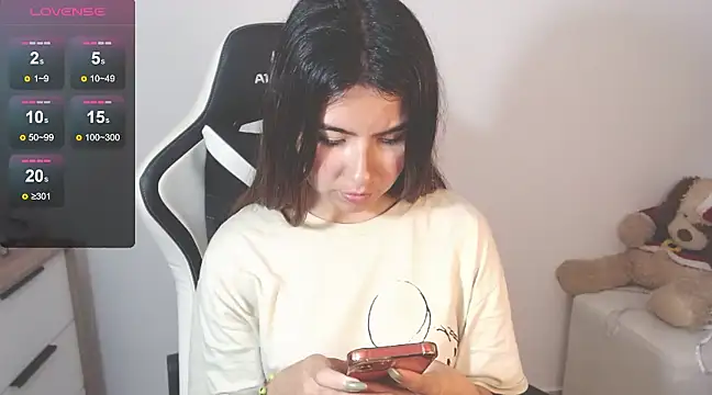 Snapshot of alice_middlee chatting on January 30, 2025, 10:08 pm alice middlee online show from January 30, 2025, 10:08 pm