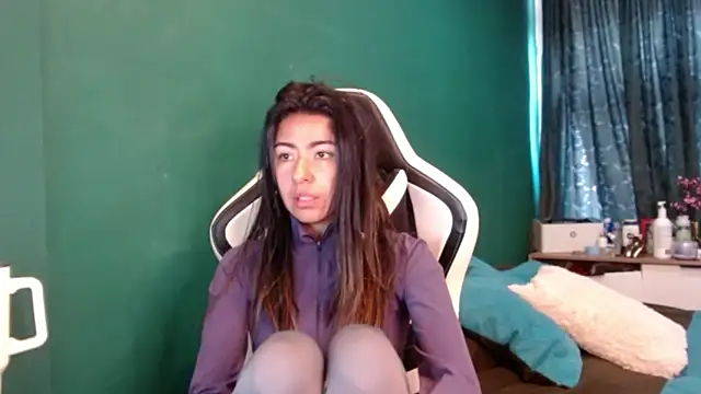 Snapshot of alice_middlee chatting on February 27, 2026, 4:29 pm alice middlee online show from February 27, 2026, 4:29 pm