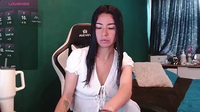 Snapshot of alice_middlee chatting on March 17, 2026, 3:04 pm alice middlee online show from March 17, 2026, 3:04 pm