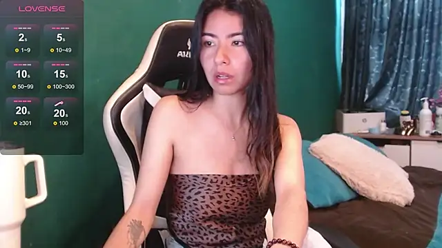 Snapshot of alice_middlee chatting on March 25, 2026, 2:01 pm alice middlee online show from March 25, 2026, 2:01 pm