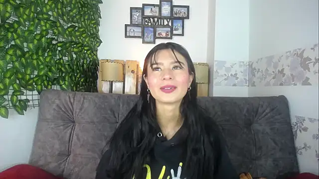 renata allen online show from December 7, 2024, 1:29 pm
