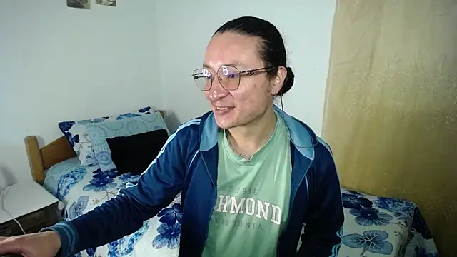 monkeywillwhite online show from May 10, 2026, 5:34 am