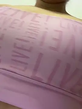 lupyta20 online show from September 15, 2025, 6:08 pm