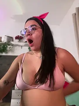 Lia flowers online show from January 4, 2025, 11:06 pm