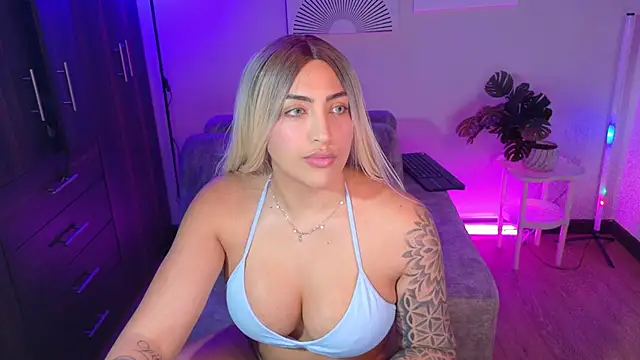 Snapshot of a_belladanger chatting on March 14, 2026, 1:12 am a belladanger online show from March 14, 2026, 1:12 am