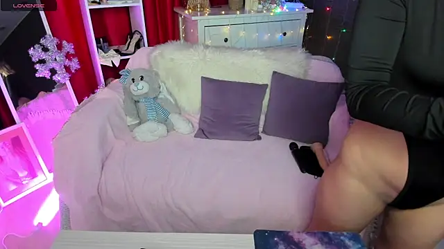 Queen baby online show from December 25, 2024, 1:20 am