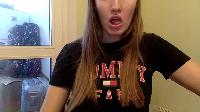 vanessa4you online show from January 28, 2025, 5:32 am