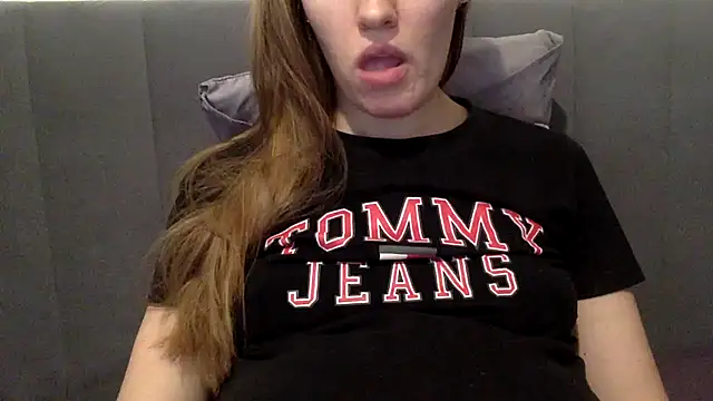 vanessa4you online show from January 29, 2025, 7:15 am