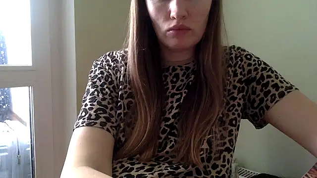 vanessa4you online show from February 6, 2025, 7:35 am