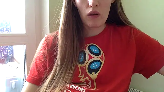 vanessa4you online show from March 22, 2025, 8:18 am