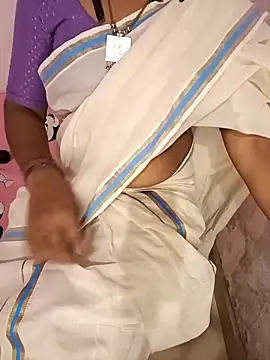 Mallu-Gayathri Arun online show from December 5, 2025, 1:09 pm