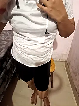 Mallu-Gayathri Arun online show from February 24, 2026, 2:15 pm