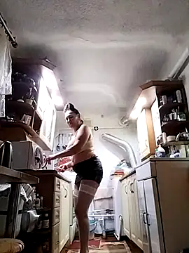 lindaledi2 online show from February 13, 2025, 4:28 pm