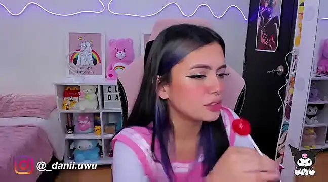 CuteDani  online show from February 24, 2025, 7:41 pm