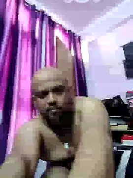 Snapshot of Dick_6inches chatting on March 1, 2025, 6:24 am Dick 6inches online show from March 1, 2025, 6:24 am