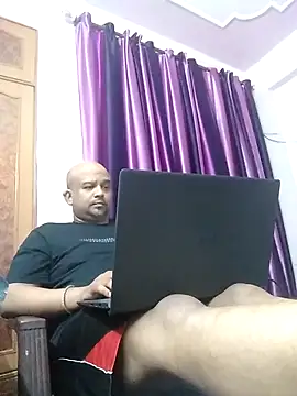 Snapshot of Dick_6inches chatting on September 10, 2025, 12:10 am Dick 6inches online show from September 10, 2025, 12:10 am
