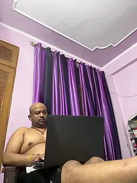 Snapshot of Dick_6inches chatting on October 18, 2025, 2:18 pm Dick 6inches online show from October 18, 2025, 2:18 pm
