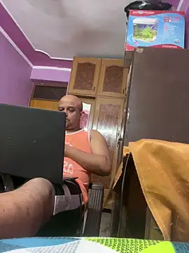 Dick 6inches online show from May 7, 2026, 3:34 am