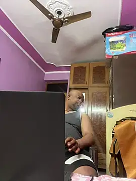 Dick 6inches online show from June 6, 2026, 7:07 pm