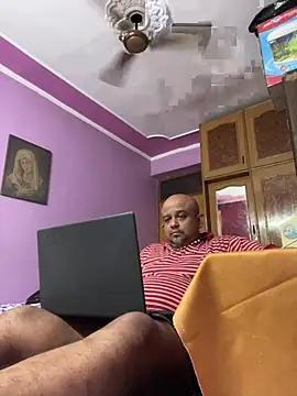 Dick 6inches online show from June 20, 2026, 10:51 am
