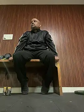Dick 6inches online show from July 6, 2026, 12:40 am