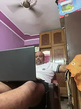 Dick 6inches online show from July 12, 2026, 5:09 am
