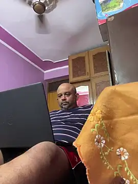 Dick 6inches online show from July 25, 2026, 8:01 am