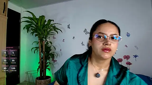 VICTORIABLACK xh online show from May 6, 2026, 8:52 am