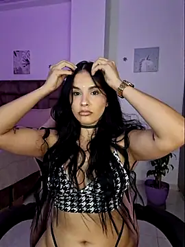 Snapshot of heyshaa chatting on October 12, 2025, 10:09 pm heyshaa online show from October 12, 2025, 10:09 pm