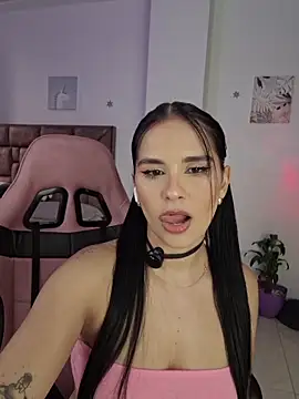 Snapshot of heyshaa chatting on January 5, 2026, 9:29 pm heyshaa online show from January 5, 2026, 9:29 pm