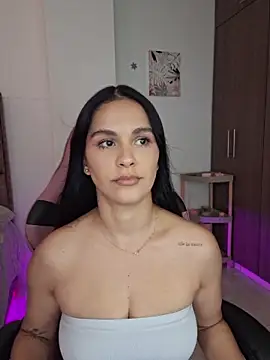 Snapshot of heyshaa chatting on March 15, 2026, 10:05 pm heyshaa online show from March 15, 2026, 10:05 pm