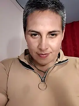 Snapshot of Yessi_rousse chatting on February 21, 2025, 4:29 am Yessi rousse online show from February 21, 2025, 4:29 am