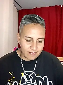 Snapshot of Yessi_rousse chatting on February 26, 2025, 5:09 am Yessi rousse online show from February 26, 2025, 5:09 am