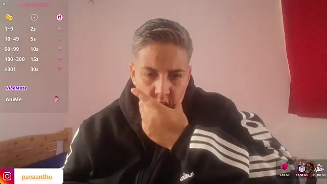Snapshot of Yessi_rousse chatting on October 18, 2025, 1:34 pm Yessi rousse online show from October 18, 2025, 1:34 pm