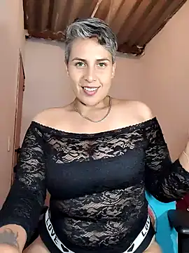 Yessi rousse online show from April 27, 2026, 12:30 am