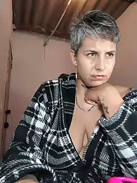 Yessi rousse online show from May 14, 2026, 1:29 pm