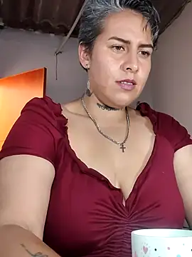 Yessi rousse online show from June 27, 2026, 8:25 pm