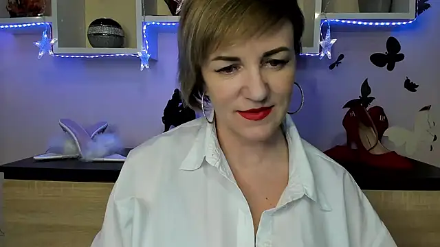 feliziaDesire online show from February 3, 2025, 2:55 pm