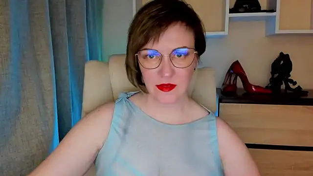 feliziaDesire online show from March 2, 2026, 2:02 pm