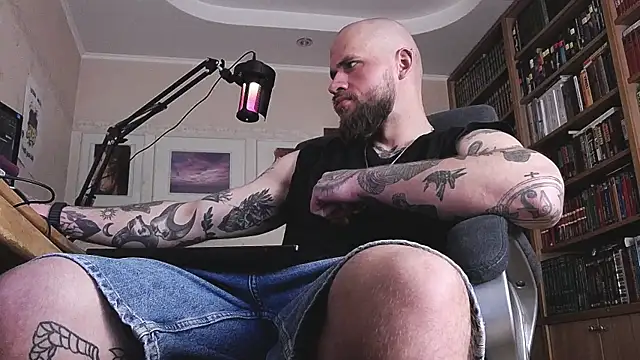 FindomJason online show from May 7, 2026, 11:48 am