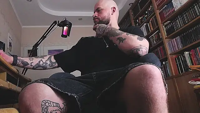 FindomJason online show from June 4, 2026, 10:43 am