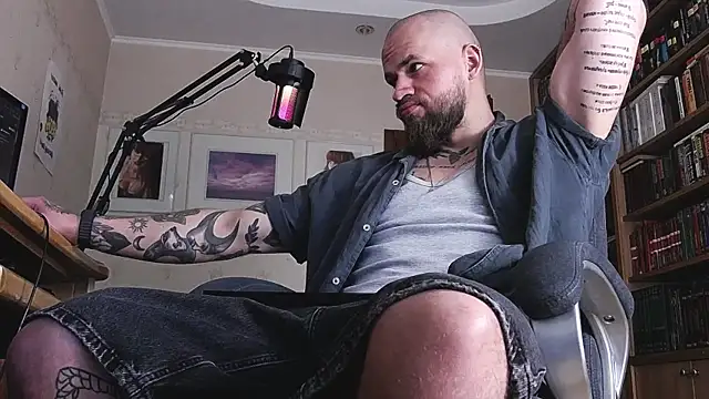 FindomJason online show from June 14, 2026, 11:01 am
