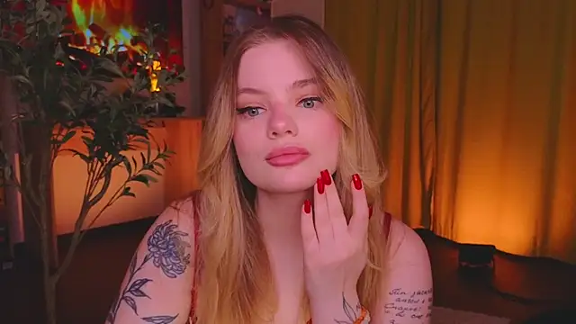 Hottie Jane online show from October 19, 2025, 1:45 pm