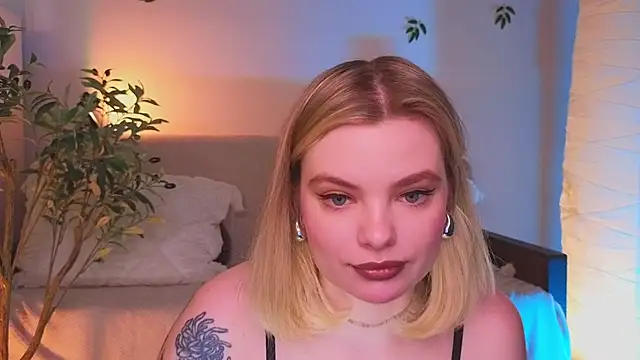 Hottie Jane online show from May 1, 2026, 11:26 am