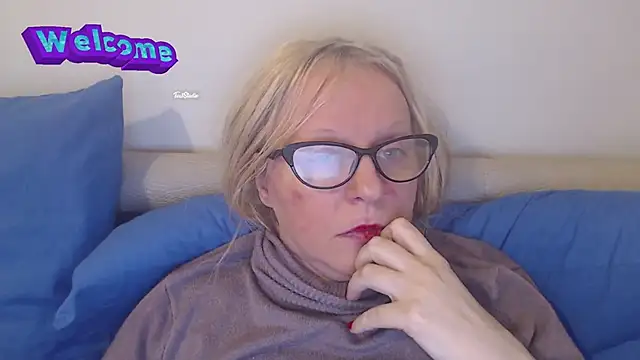 Snapshot of martachatte chatting on February 23, 2025, 7:22 am martachatte online show from February 23, 2025, 7:22 am
