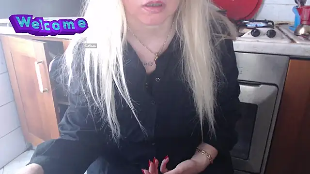 Snapshot of martachatte chatting on February 28, 2025, 7:37 am martachatte online show from February 28, 2025, 7:37 am